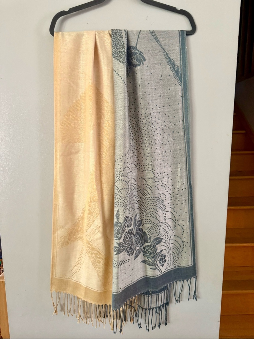 100% Pashmina Reversible Floral Shawl Scarf - Cream & Blue